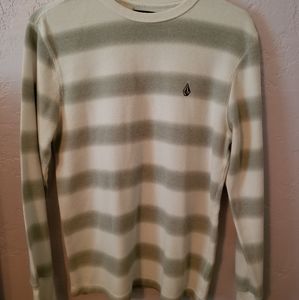 Volcom sweater